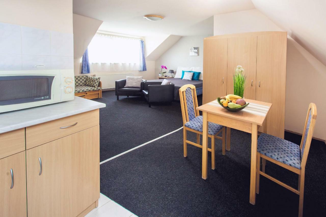 Apartman Szanyi Buk Luaran gambar