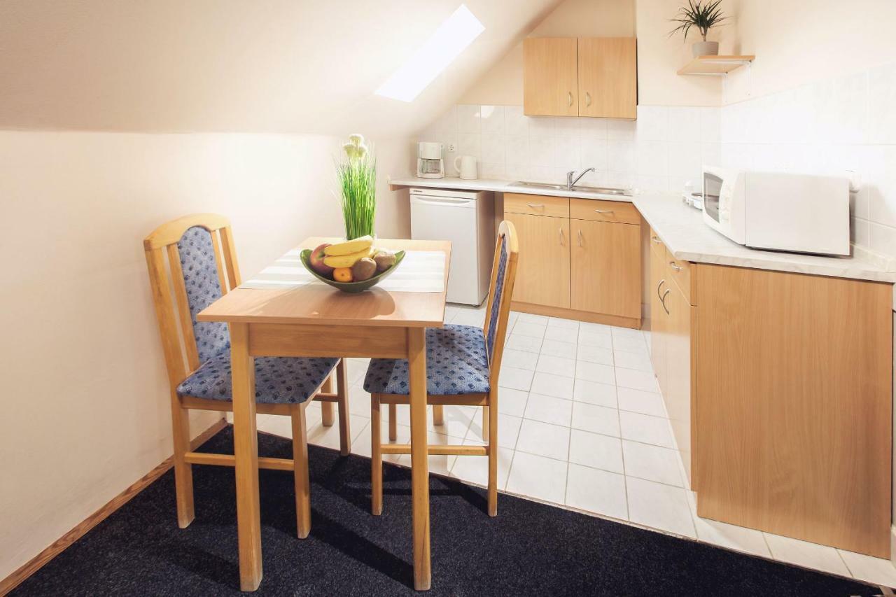 Apartman Szanyi Buk Luaran gambar