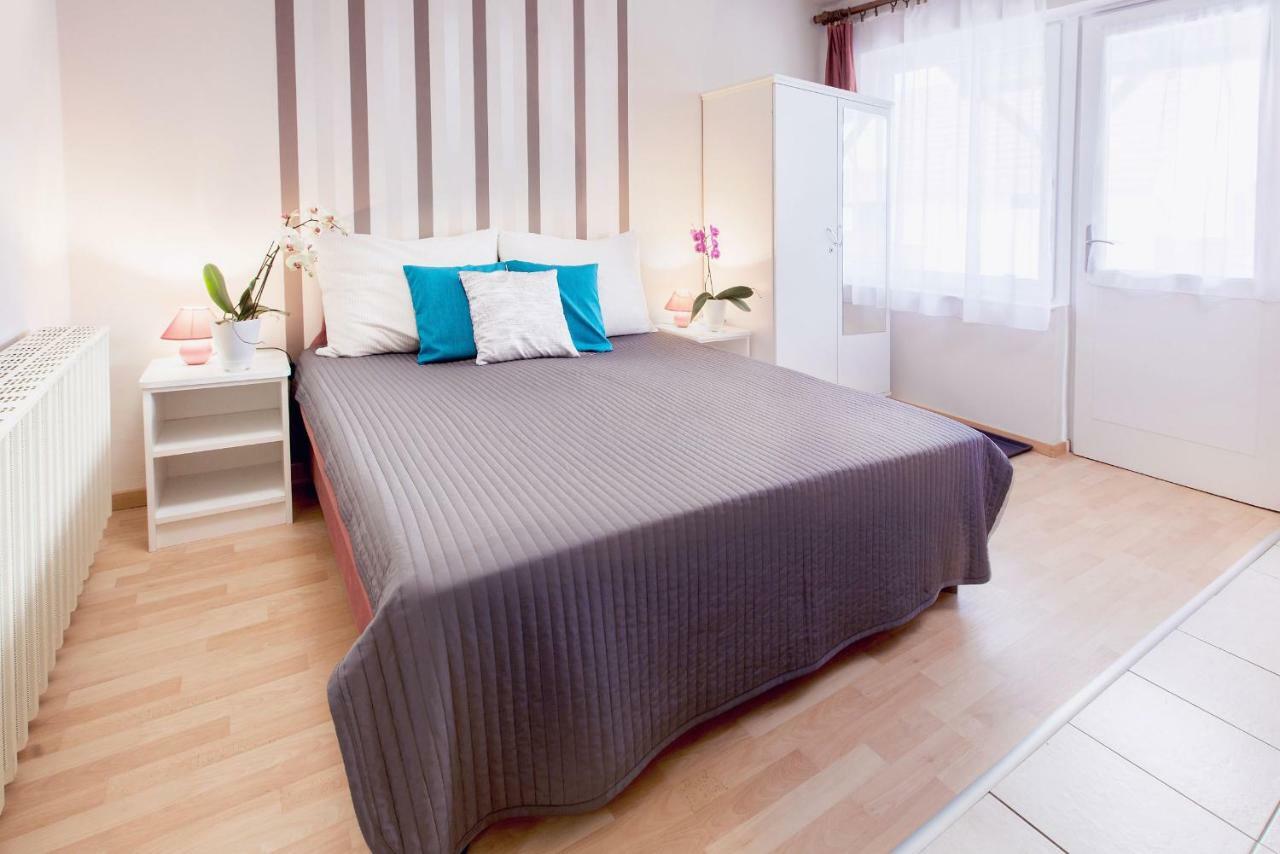 Apartman Szanyi Buk Luaran gambar