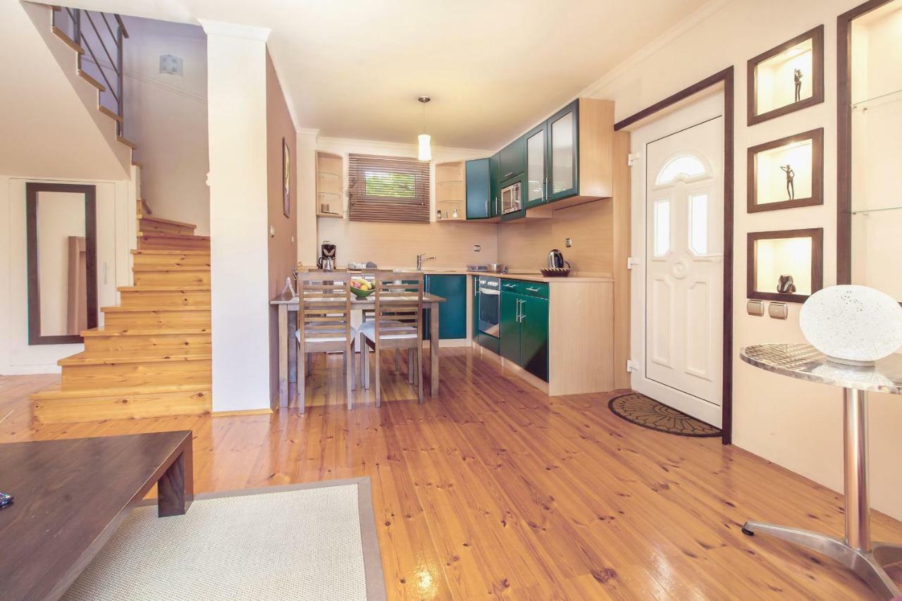 Apartman Szanyi Buk Luaran gambar