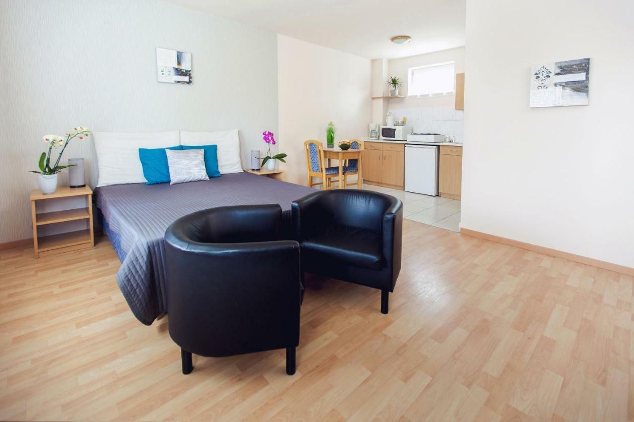 Apartman Szanyi Buk Luaran gambar